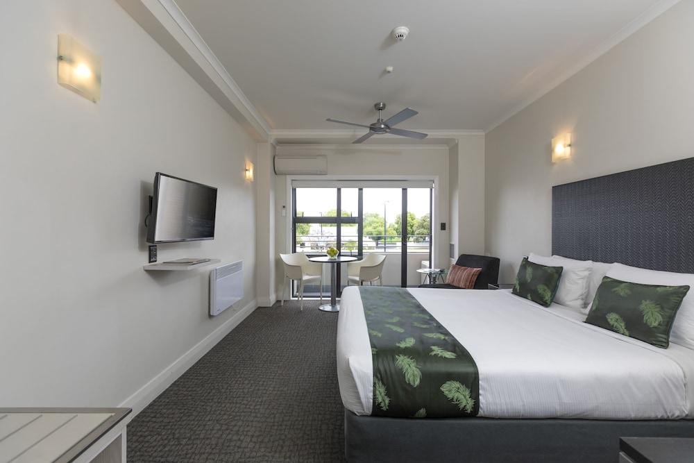 Quest Napier Serviced Apartments Exterior photo